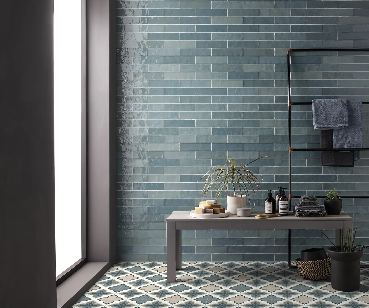 Espace Carrelage 53 Carreleur Chateau Gontier GZZ Color Art 21 04 BTH Turquoise Glossy Color 4 Mat OK