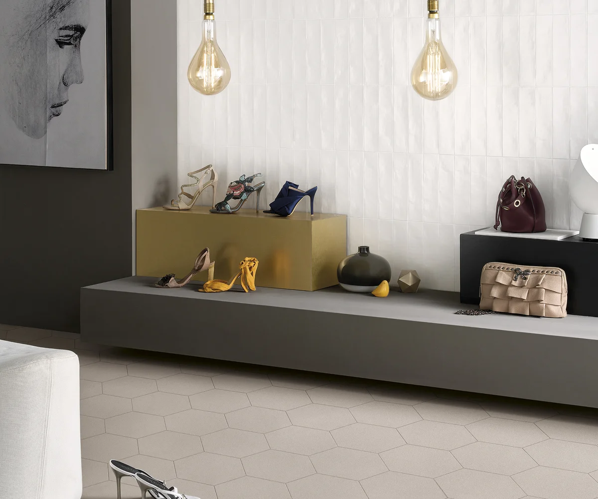 Espace Carrelage 53 Carreleur Chateau Gontier GZZ Color Art 21 06 SHP White Mat Esagono Greige CMYK V2