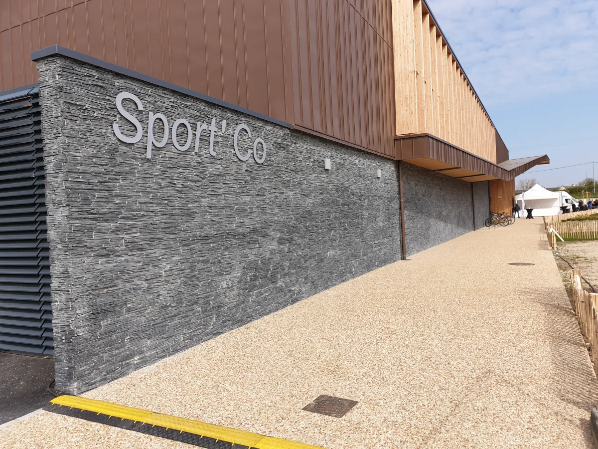 Espace Carrelage 53 Carreleur Chateau Gontier Exterieur 1